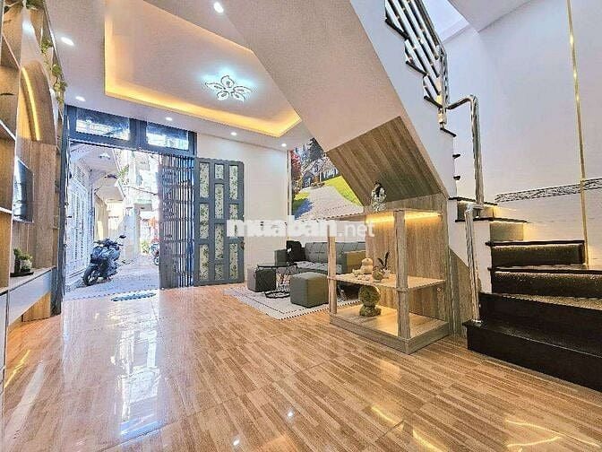 Nhà mặt tiền hẻm Nguyễn Văn Công, 28m, mới vào ở ngay