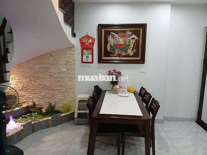 ​GIÁ 10.5 TỶ! NHÀ VĂN HƯƠNG - ĐỐNG ĐA: 55M², 4 TẦNG - LÔ GÓC, FULL NT!