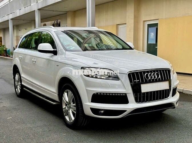 Audi Q7 exclusive sx2015 3.0 AT - odo 72000 km
