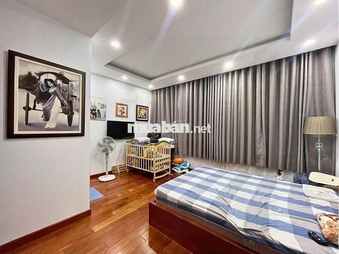 Cho thuê Trệt + Lầu 5x22m– Vừa làm văn phòng hoặc ở – Vạn Phúc City