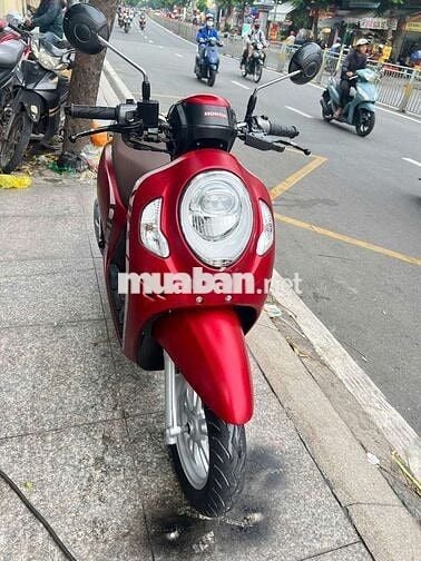 Honda scoopy 2021 mới 90% Bstp chính chủ