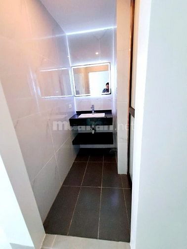 8,98 TỶ-36M2- LÔ GÓC-5 TẦNG MỚI THANG MÁY-Ô TÔ-KINH DOANH-VĨNH HƯNG-HM