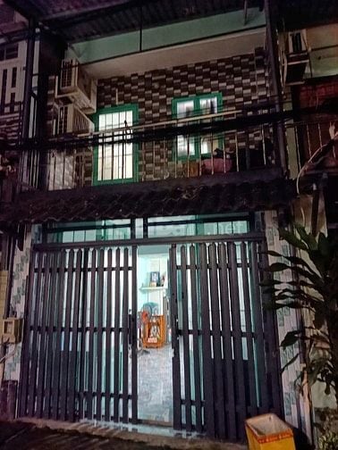 Bán nhà huyện Nhà Bè 4x10m nhà 2 tầng hẻm 6m xe hơi thông giá 1,45 tỷ.