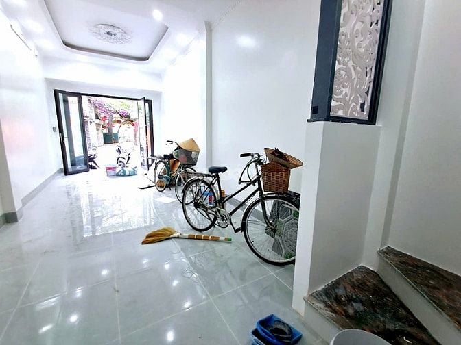 8,98 TỶ-36M2- LÔ GÓC-5 TẦNG MỚI THANG MÁY-Ô TÔ-KINH DOANH-VĨNH HƯNG-HM