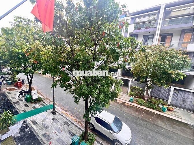 Cho thuê Trệt + Lầu Vạn Phúc City – Văn phòng mới đẹp, chỉ 20 tr/tháng