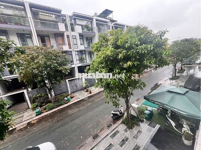 Cho thuê Trệt + Lầu Vạn Phúc City – Văn phòng mới đẹp, chỉ 20 tr/tháng