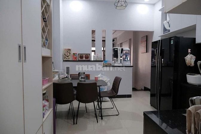 Giảm sâu chỉ còn 2tỷ180, Nhà HXH Lam Sơn, Bình Thạnh, DT 45m2, 1T1L