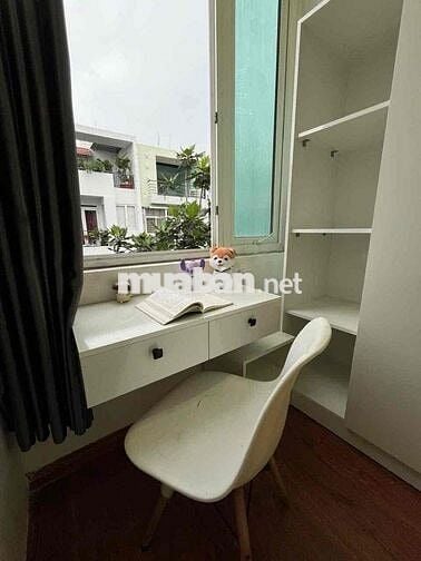 🏠 Phòng full nội thất Q7 – 5tr8, cọc chỉ 1.5tr – ở ghép 2 bạn siu rộng