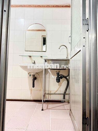 Cho thuê phòng trọ 20m2 ngay trung tâm