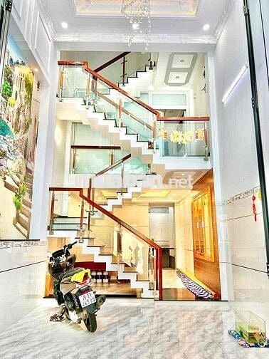 🍀Cho thuê nhà Mới đẹp. Tên Lửa. BTĐB. BTân