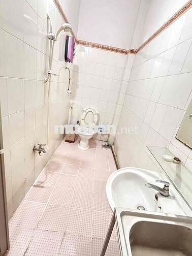 Cho thuê phòng trọ 20m2 ngay trung tâm