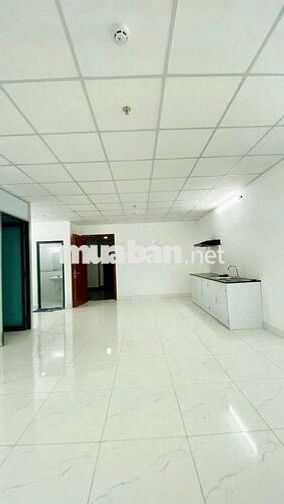 CHO THUÊ CHUNG CƯ HỒNG LOAN 5C -  MÁY LẠNH, NƯỚC NÓNG