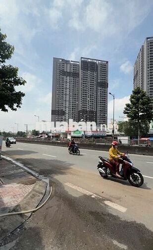 4 LÔ ĐẤT GIÁ F0 – HẺM XE HƠI PHẠM VĂN ĐỒNG – GẦN BV HOÀN HẢO