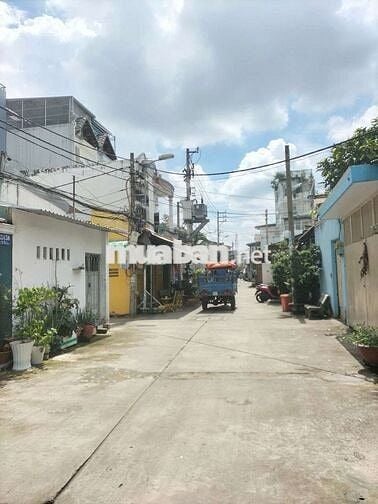 Đất Full Thổ Cư ,Sổ Hồng Riêng ,Kế KDC Tên Lửa