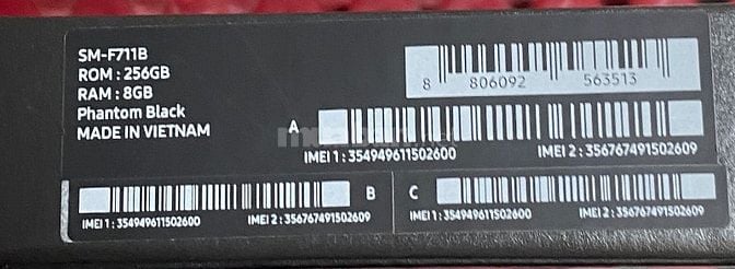 Bán Galaxy Z flip 3 256 gb mới 100% .