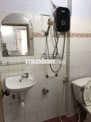 Nhà gác lửng, điện nước CC,  Phan Văn Trị, P.10, Q. GV, HCM