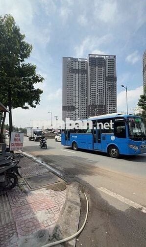 4 LÔ ĐẤT GIÁ F0 – HẺM XE HƠI PHẠM VĂN ĐỒNG – GẦN BV HOÀN HẢO