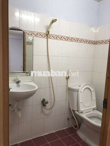 Nhà gác lửng, điện nước CC,  Phan Văn Trị, P.10, Q. GV, HCM