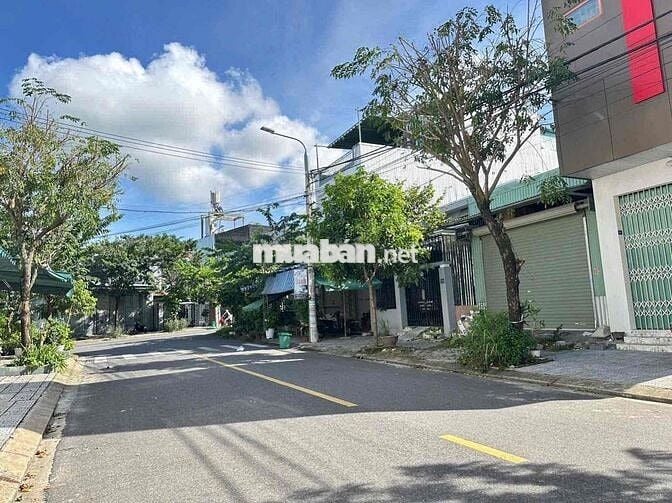 Lô đất 2 mặt tiền 7,5m Nguyễn Thị Cận diện tích 105m