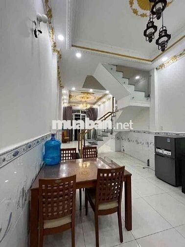 Nhà 3 Lầu đẹp thiết kế sang trọng, Hẻm xe hơi 6m ngay cầu Long Kiển đg