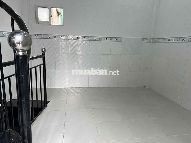 Nhà 2 tầng, hẻm nhưa 6m, buôn bán kinh doanh được