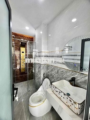 Cho thuê nhà đẹp mới xây Bình Tân