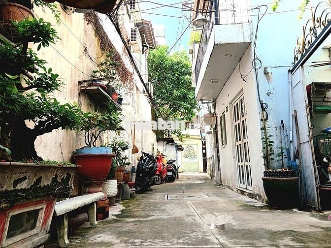 NHÀ GIÁ MỀM TT QUẬN 1 – TRẦN ĐÌNH XU – NHÀ ĐÚC 3 TẦNG CỨNG CÁP, Ở NGAY