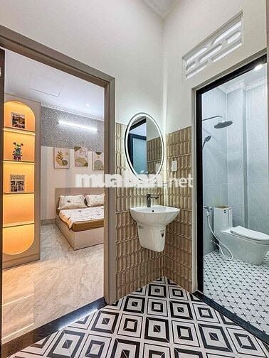 NHÀ XÂY MỚI 100% GIÁ HẠT DẺ TRONG PHÂN KHÚC GẦN KHU CÁN BỘ GIẢNG VIÊN