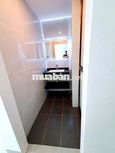 8,98 TỶ-36M2- LÔ GÓC-5 TẦNG MỚI THANG MÁY-Ô TÔ-KINH DOANH-VĨNH HƯNG-HM