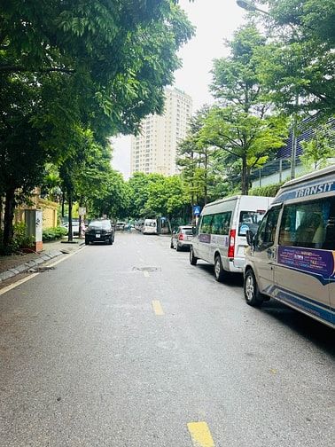 Bán Tòa Biệt Thự Khu Đô Thị Trung Văn - Hancic Tố Hữu . 170 m2, 5 Tầng