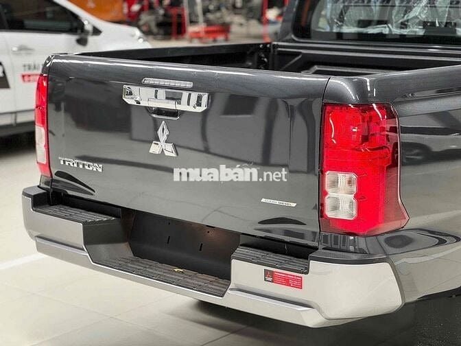 Mitsubishi Triton GLX 2WD AT (lăn bánh < niêm yết)