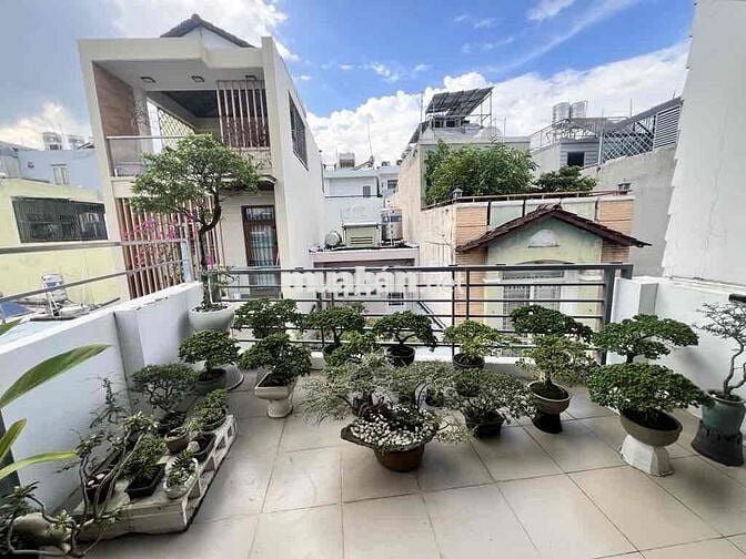 BÁN NHÀ TRƯỜNG SA - F13 - PHÚ NHUẬN