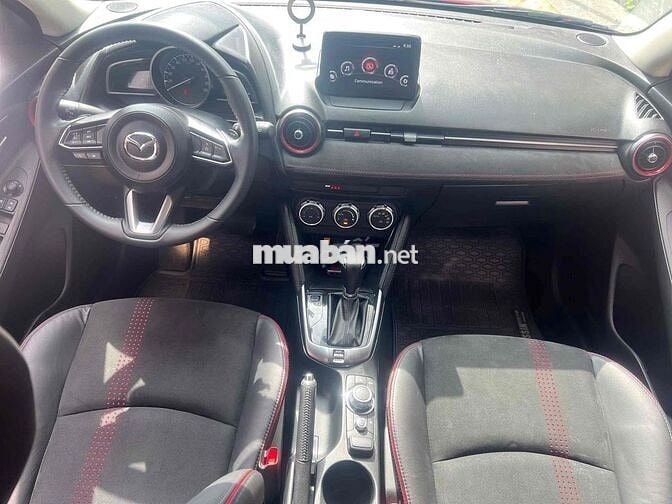 Mazda 2 2024 Sport Luxury - 4400 km