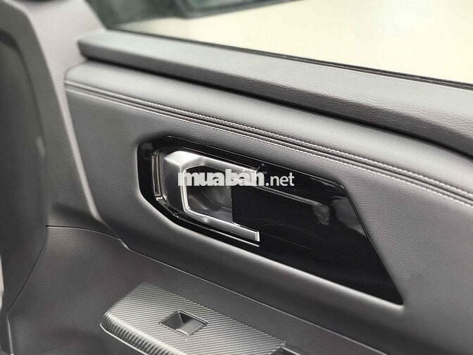 Mitsubishi Triton GLX 2WD AT (lăn bánh < niêm yết)