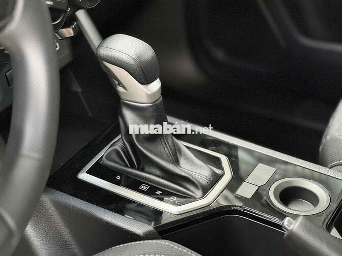 Mitsubishi Triton GLX 2WD AT (lăn bánh < niêm yết)