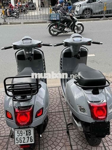 Vespa GTS 300 HPE Super Tech 2020 2021 chính chủ