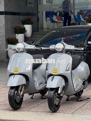 Vespa GTS 300 HPE Super Tech 2020 2021 chính chủ