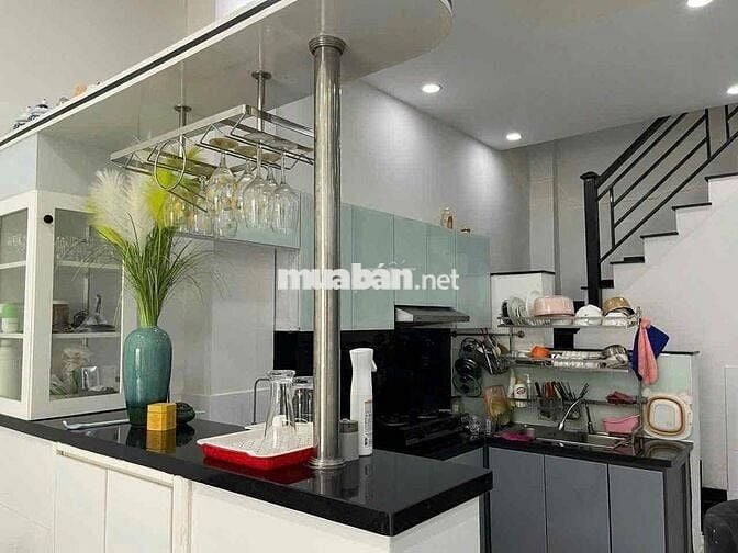 🧧🧧 Cho thuê nhà hẻm 257 nguyễn thị thập - Quận 7 - Diện tích:  4m❌ 14m