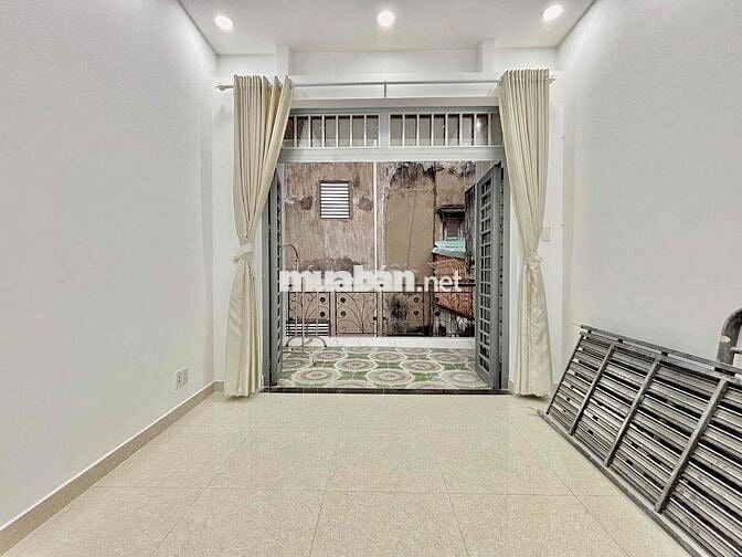 NHÀ NGUYÊN CĂN NGAY CÔNG VIÊN LÊ THỊ RIÊNG - 4PN3WC - GIÁP QUẬN 10