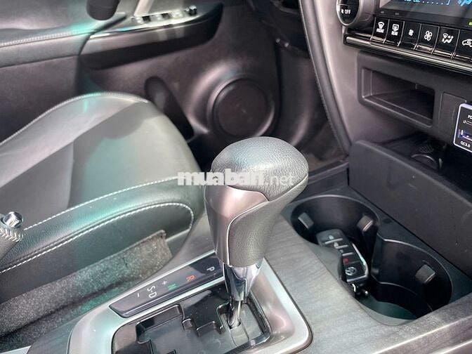 Toyota Fortuner 2.7 4x2 AT 2024 - 20000 km