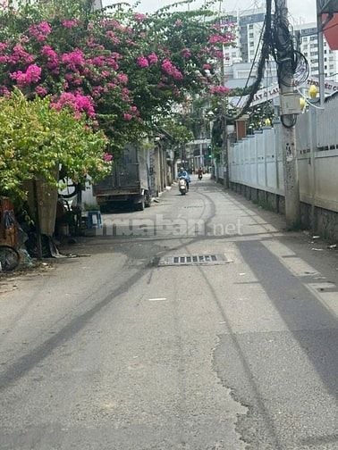 SIÊU PHẨM DUY NHẤT! NHÀ SẴN HỢP ĐỒNG THUÊ DT42,5m2 NẰM NGAY TT QUẬN 3.