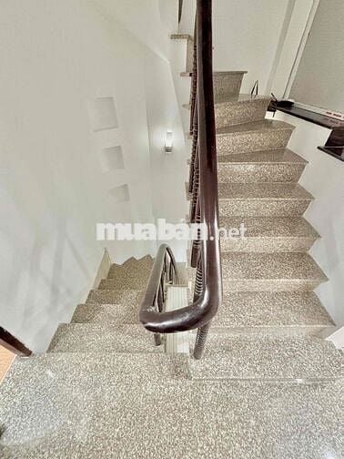 NHÀ NGUYÊN CĂN NGAY CÔNG VIÊN LÊ THỊ RIÊNG - 4PN3WC - GIÁP QUẬN 10