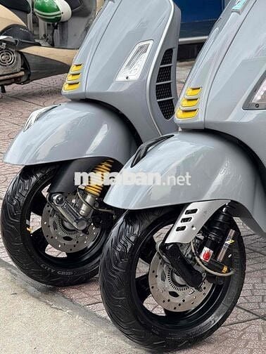 Vespa GTS 300 HPE Super Tech 2020 2021 chính chủ