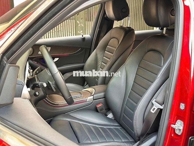 Mercedes Benz GLC 2021 200 4MATIC - 70000 km