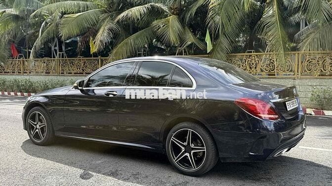 Mercedes C300 AMG – Đẳng cấp sang trọng - Giá 6xx