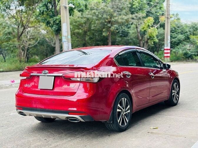 Kia Cerato 1.6 AT full Option 2018 - 49000 km