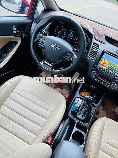 Kia Cerato 1.6 AT full Option 2018 - 49000 km