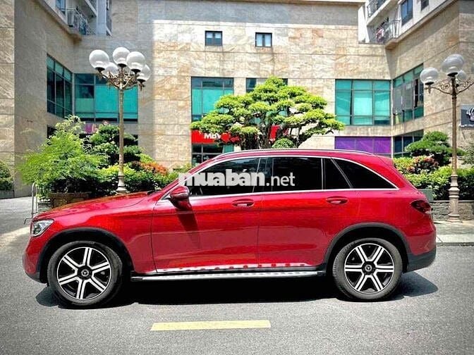 Mercedes Benz GLC 2021 200 4MATIC - 70000 km