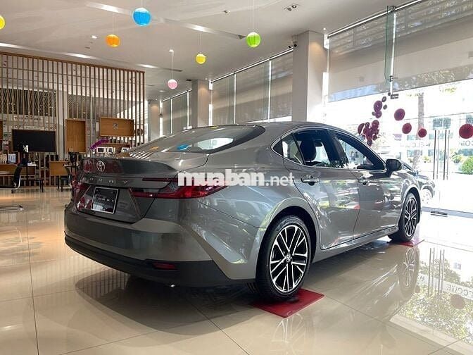 Toyota Camry 2025 GIẢM 100 Triệu đồng 💥