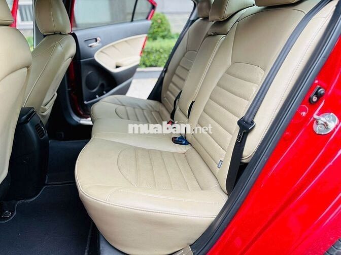 Kia Cerato 1.6 AT full Option 2018 - 49000 km